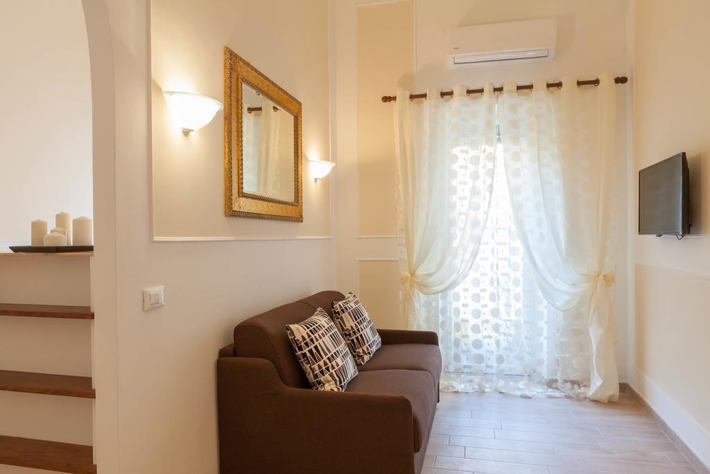 Ripetta Little House Rom